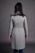 Load image into Gallery viewer, Grey cashmere coat /mid-length /two tone fur colour / 100% real fox fur /satin lining /cashmere /wool /curvy cut /slim style /new style /dry clean only / European made 
